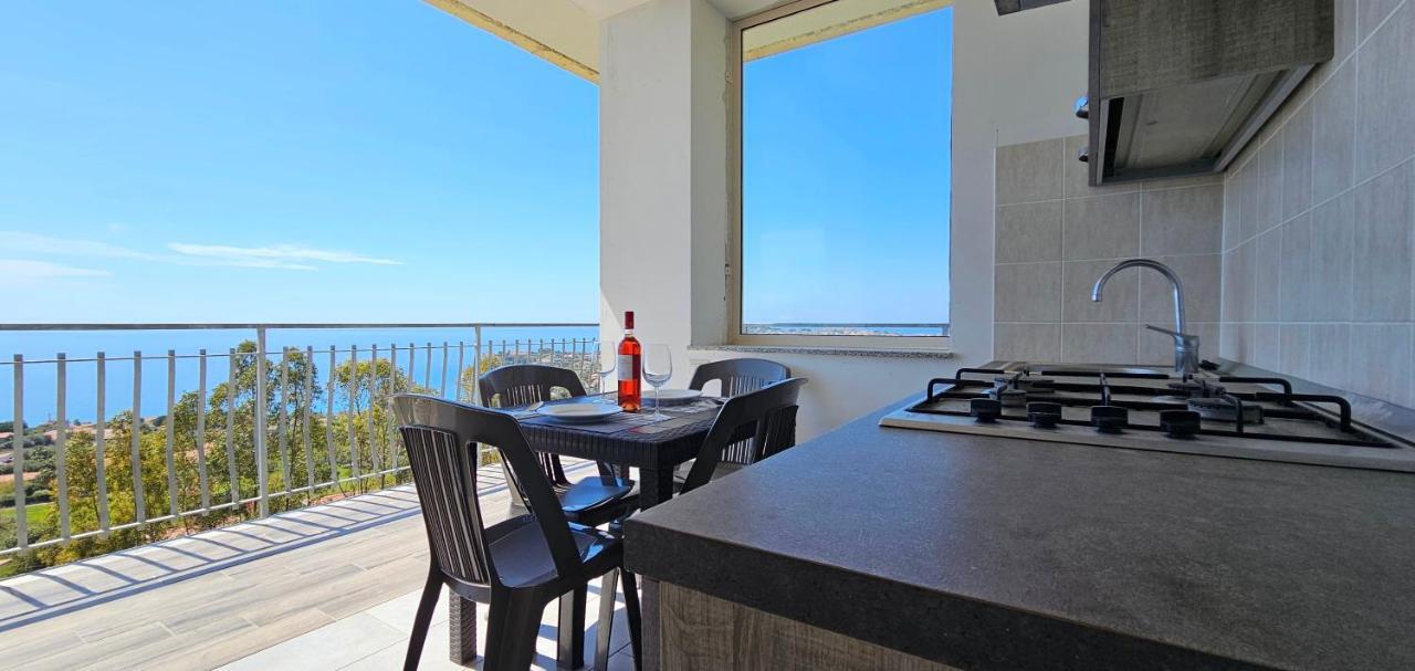 Naturamare Apartments - Piscina Idromassaggio Con Vista Mare Aperta Fino Alle Ore 22-00 Capo Vaticano Exterior foto